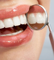 Cosmetic Bright Teeth Whitening